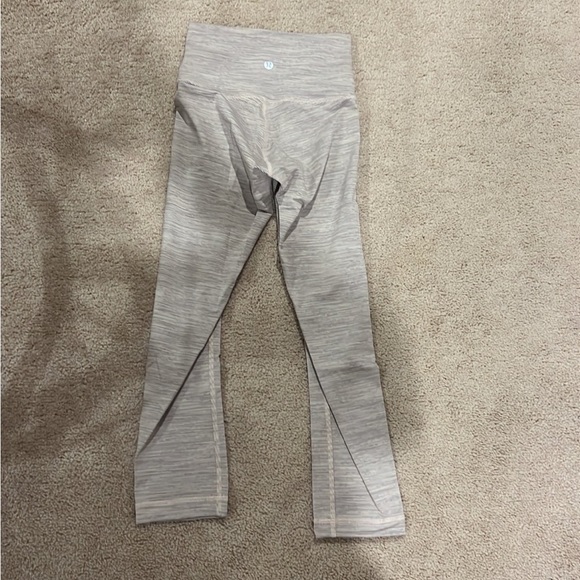 Lululemon Wunder Under High-Rise Tight 28" - Picture 4 of 6